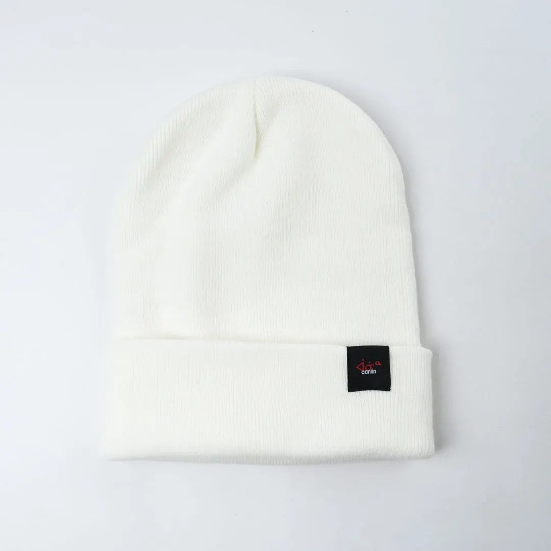 agwanjiin beanie